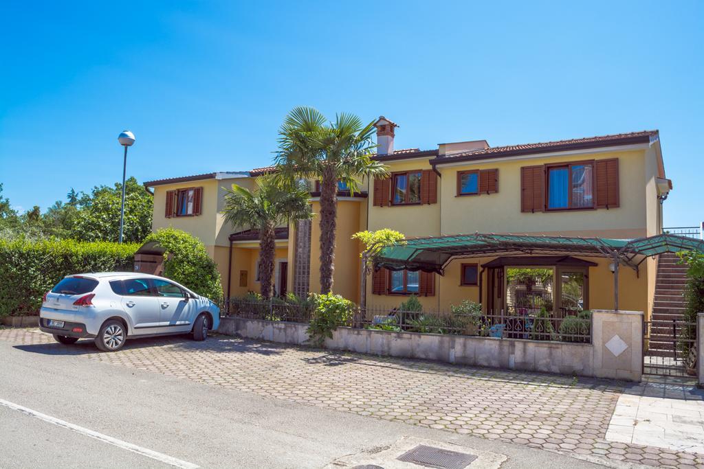 Apartments Masek Пореч Экстерьер фото